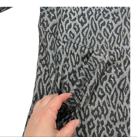 Soft Surroundings Lyra Jacket Grey Animal Leopard Print Size L Large - Picture 6 of 8